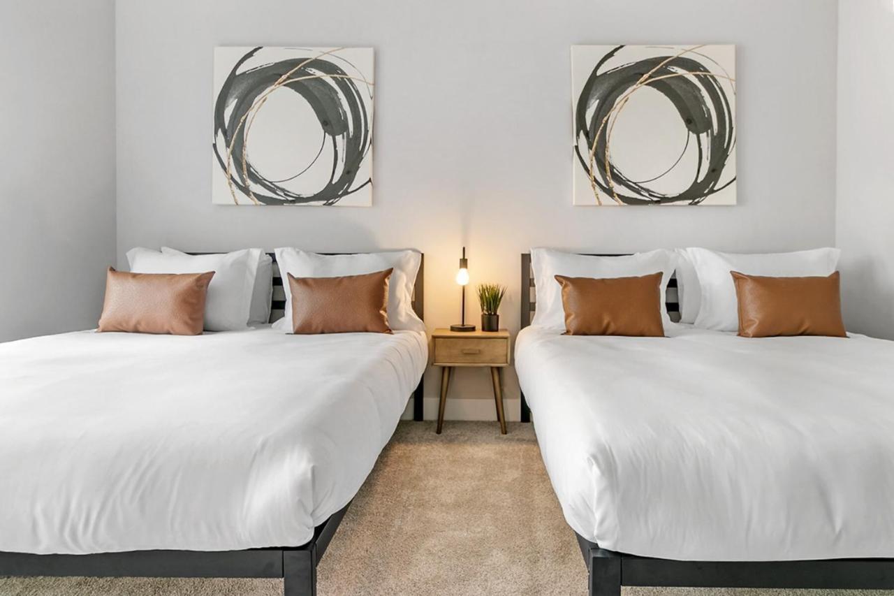 Bright & Comfortable Oakbrook 2Br Apt Free Parking - Ob 1 Apartment Oakbrook Terrace Bagian luar foto