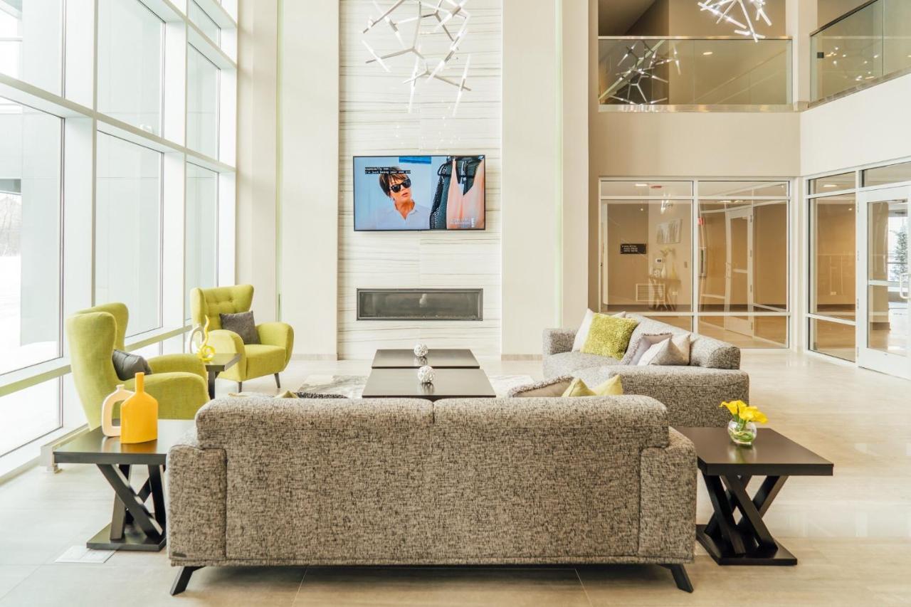 Bright & Comfortable Oakbrook 2Br Apt Free Parking - Ob 1 Apartment Oakbrook Terrace Bagian luar foto
