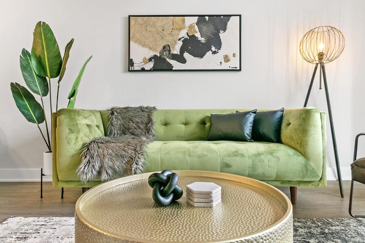 Bright & Comfortable Oakbrook 2Br Apt Free Parking - Ob 1 Apartment Oakbrook Terrace Bagian luar foto